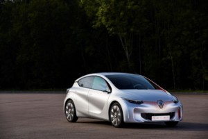 Nou de la Renault: consum de 1L la 100 km