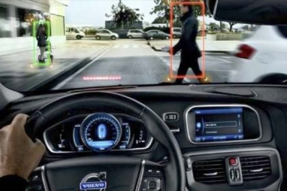 Comisia Europeana obligă producătorii auto să echipeze mașinile cu noi sisteme de siguranță.
