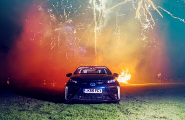 Artificiile de Revelion si masina ta: este vandalismul sau incendiul accidental acoperit de asigurare? Artificiile de Revelion si masina ta: este vandalismul sau incendiul accidental acoperit de asigurare?